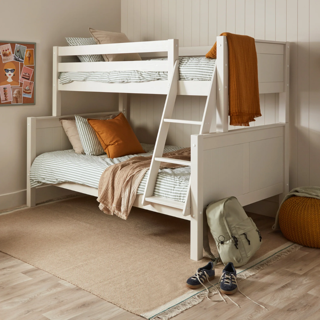 single and double bunk bed