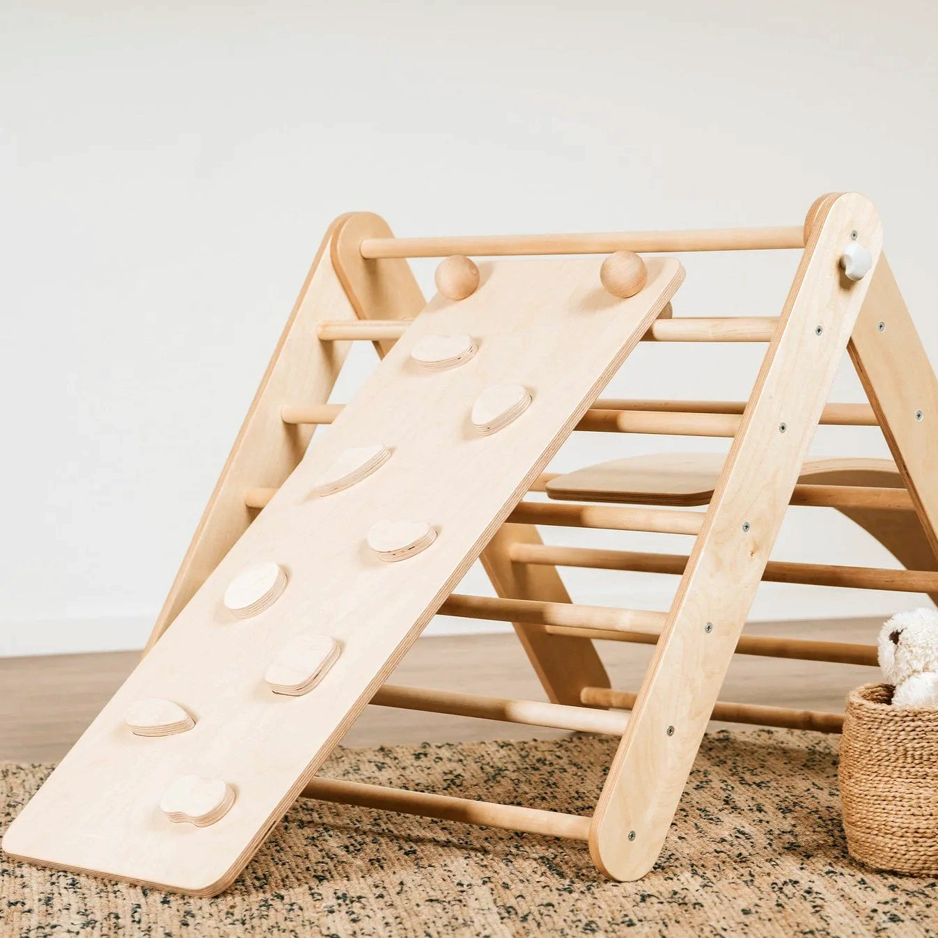 Triangle de Pikler et mur d'escalade suédois 2 en 1 avec rampe