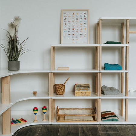 Créez votre propre meuble de rangement Montessori - Blanc et naturel