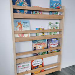 Bibliothèque murale naturelle